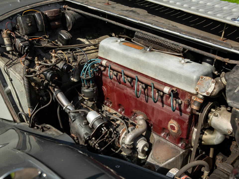 Image 3/44 of Alvis 4.3 Liter Saloon (1938)