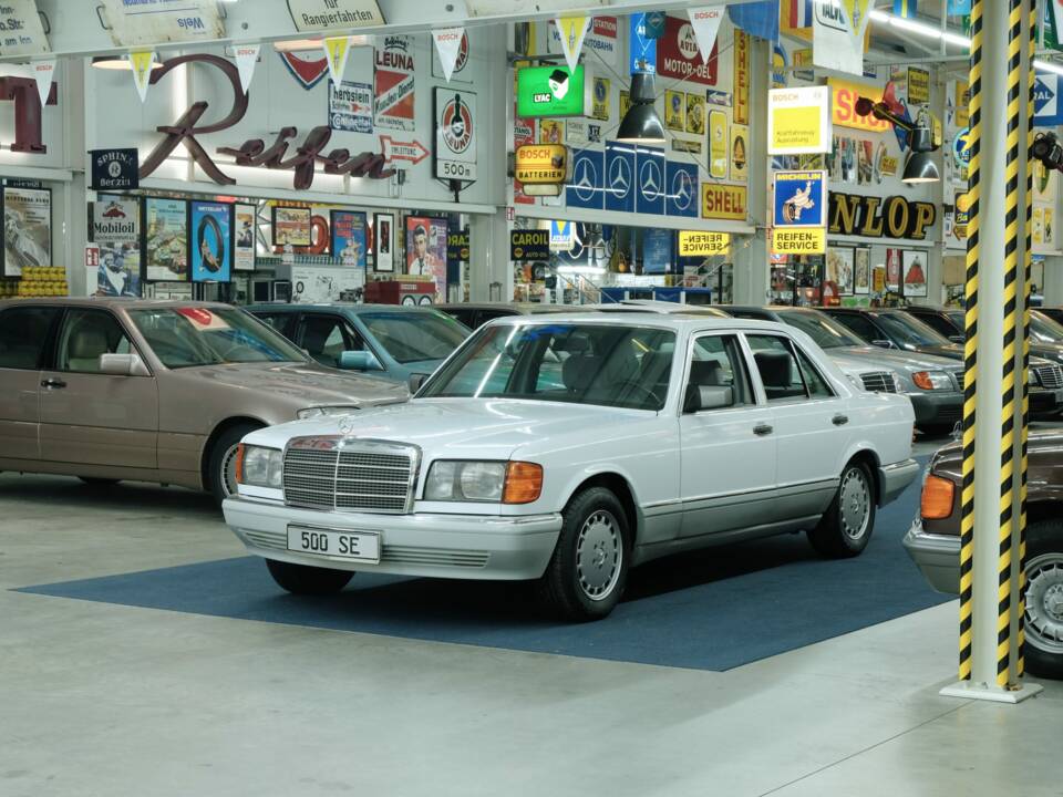 Bild 5/50 von Mercedes-Benz 500 SE (1990)