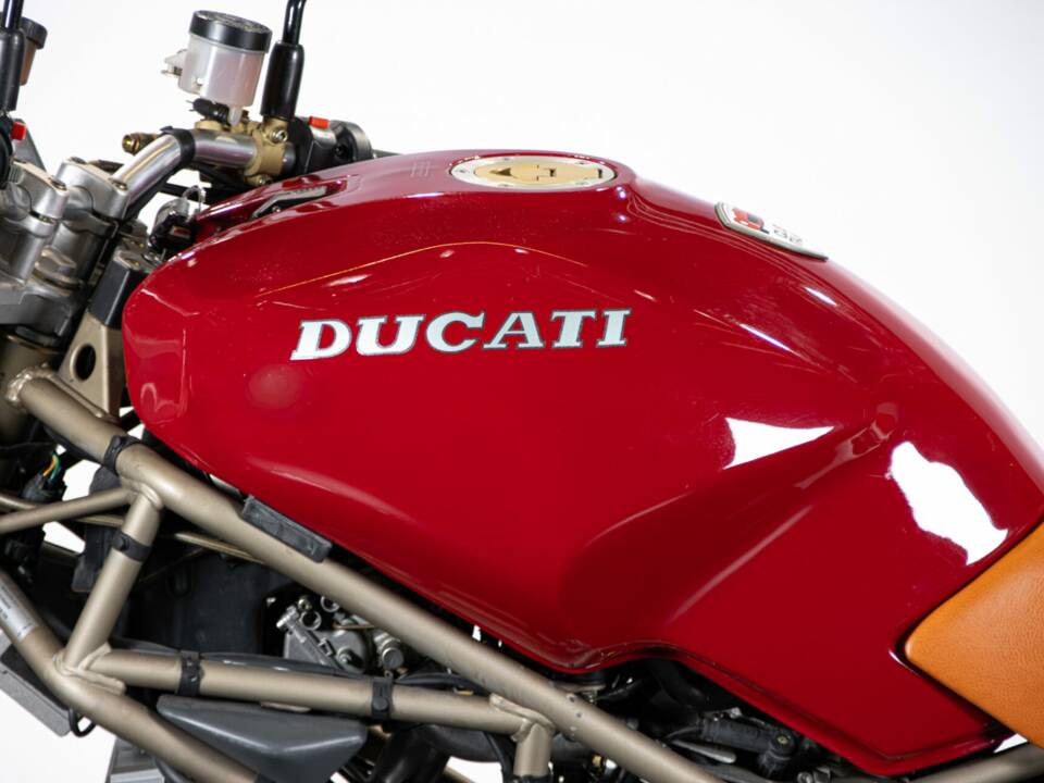 Imagen 22/50 de Ducati Monster 900 (1996)