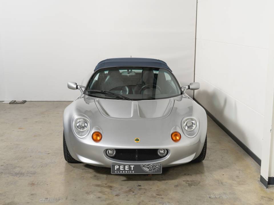Image 18/43 of Lotus Elise 111 (1997)