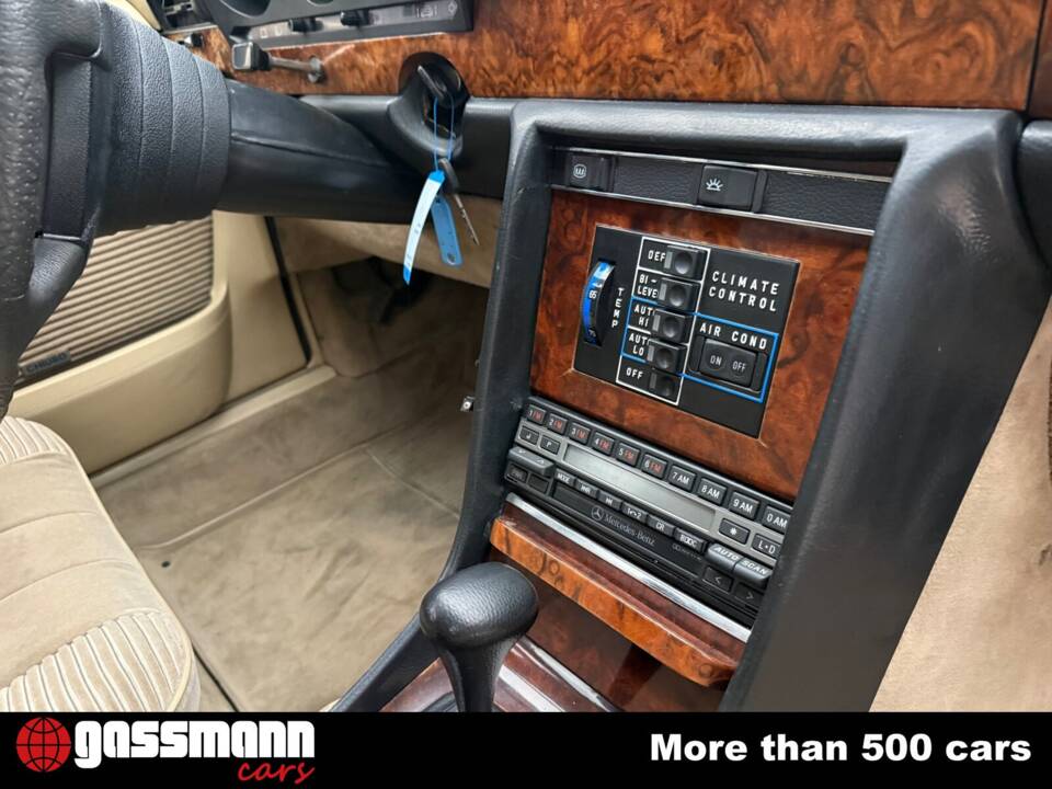 Image 13/15 de Mercedes-Benz 450 SEL 6,9 (1979)