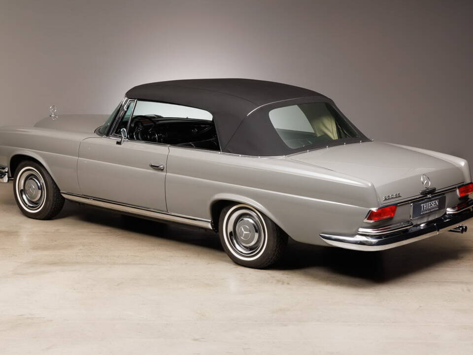 Bild 15/43 von Mercedes-Benz 250 SE (1967)