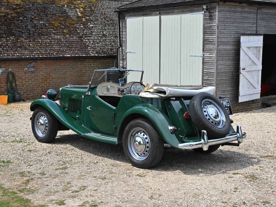 Image 28/50 of MG TD (1953)