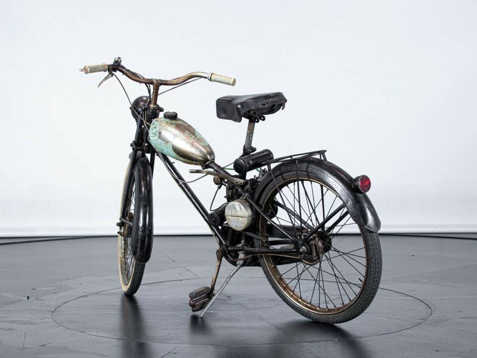 Image 8/50 of Bianchi Aquilotto (1957)