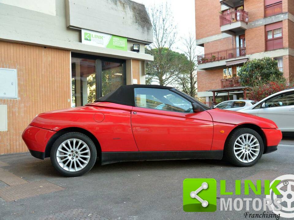 Bild 7/10 von Alfa Romeo Spider 2.0 Twin Spark 16V (1995)