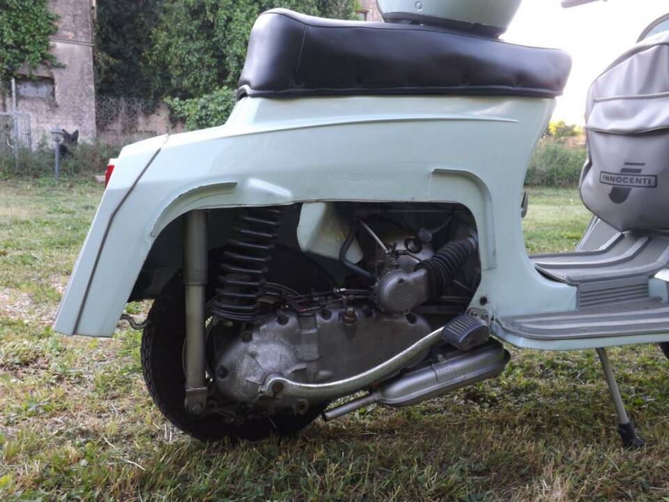 Image 18/50 de Innocenti Lambretta J50 (1967)