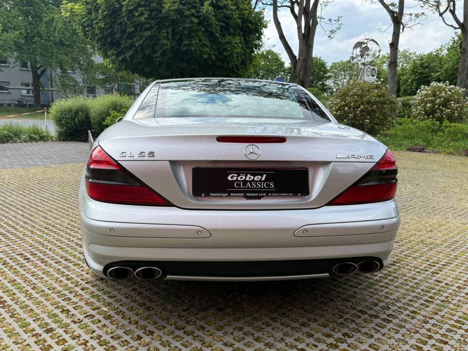Image 11/29 of Mercedes-Benz SL 55 AMG (2004)