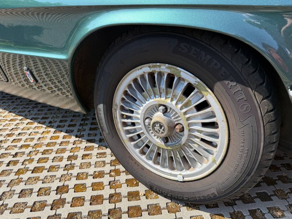 Bild 17/34 von Alfa Romeo 2.0 Spider (1985)