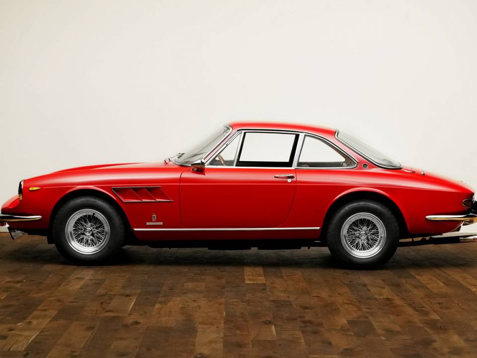 Imagen 2/27 de Ferrari 330 GTC (1967)