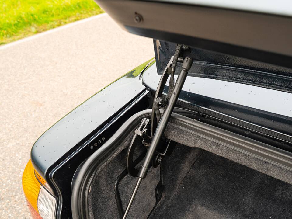 Bild 34/37 von BMW Z1 Roadster (1989)
