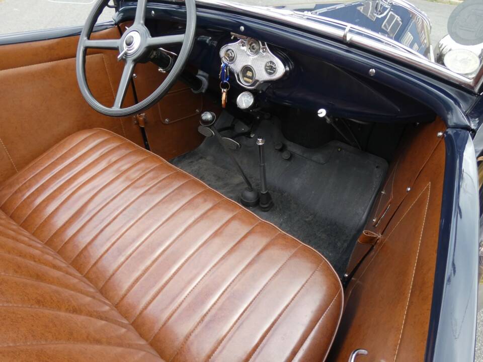 Image 12/19 of Ford Model A De Luxe (1930)