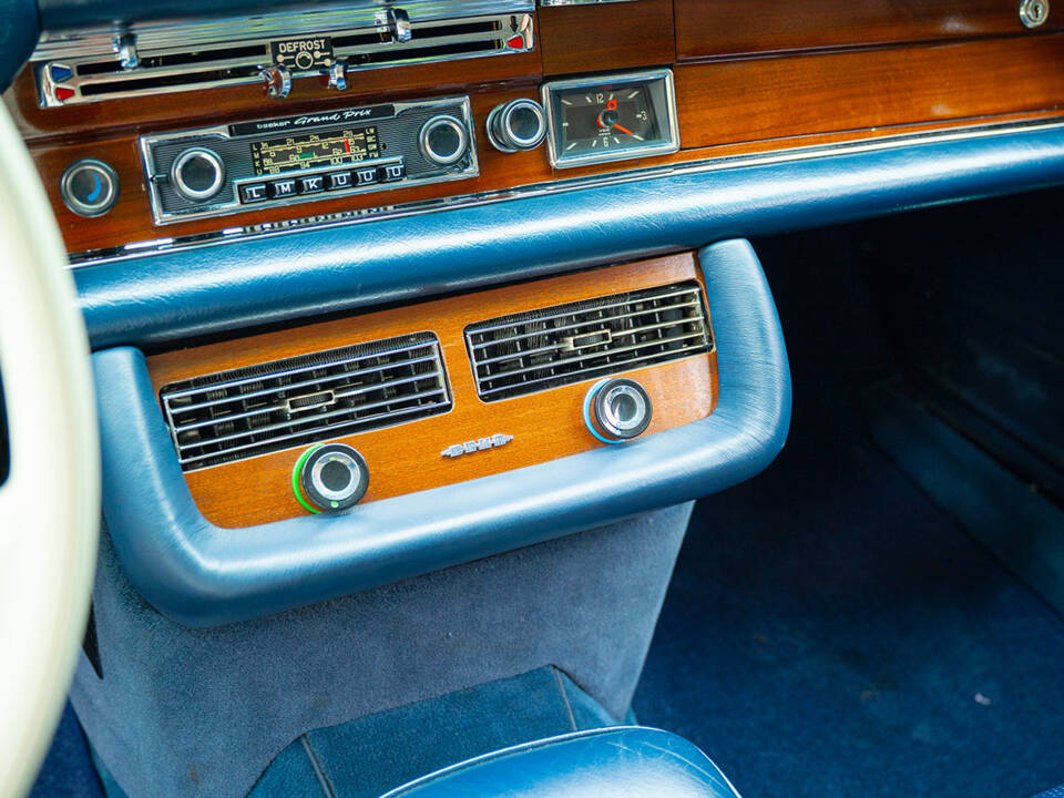 Image 39/48 of Mercedes-Benz 280 SE (1969)