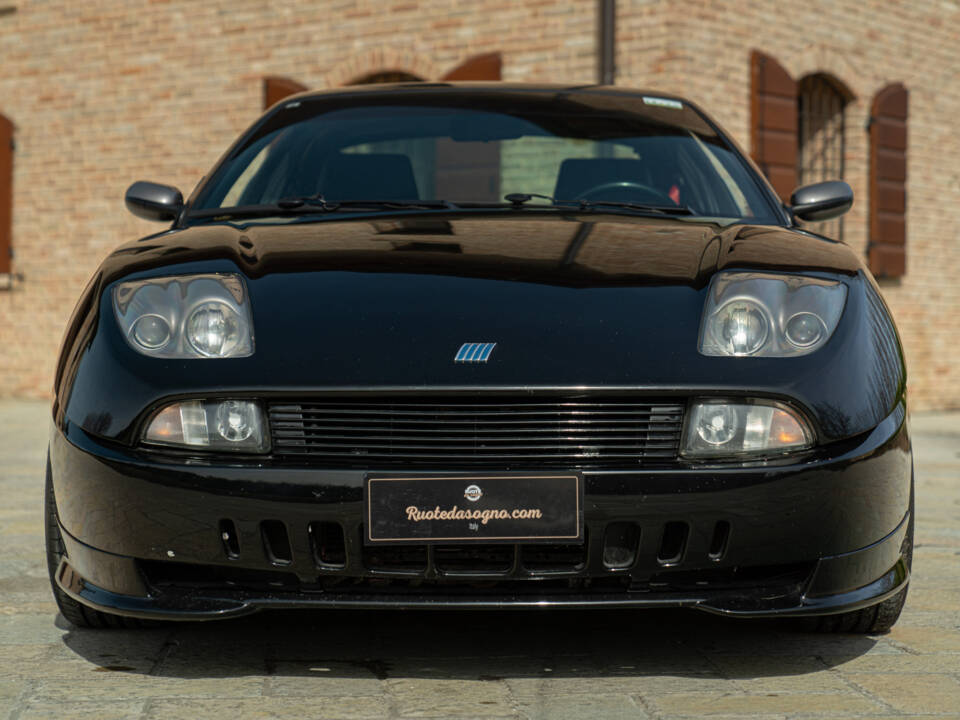 Image 2/50 de FIAT Coupé 2.0 20V Turbo (1998)
