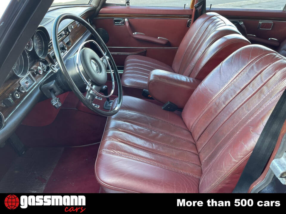 Image 10/15 de Mercedes-Benz 300 SEL 6.3 (1972)