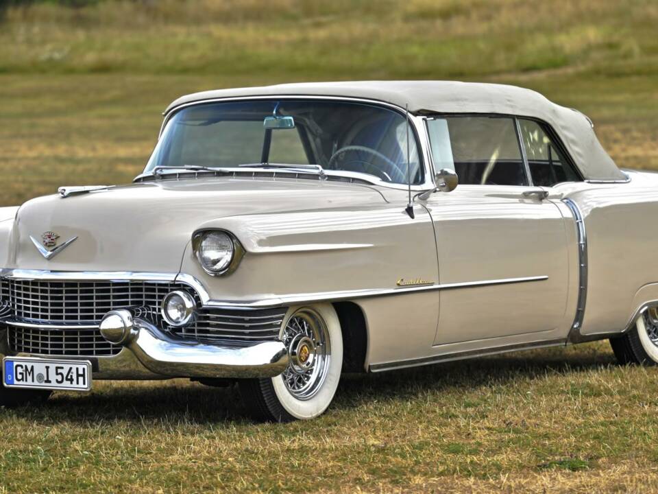 Bild 23/50 von Cadillac 62 Convertible (1954)