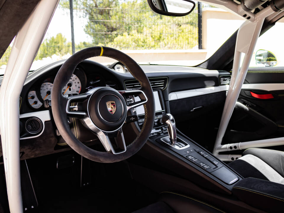 Image 28/50 of Porsche 911 GT3 RS (2016)