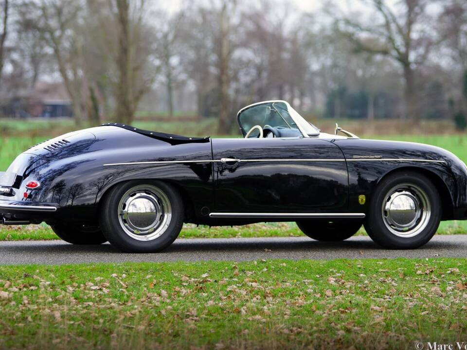 Image 23/49 of Porsche 356 C 1600 (1965)