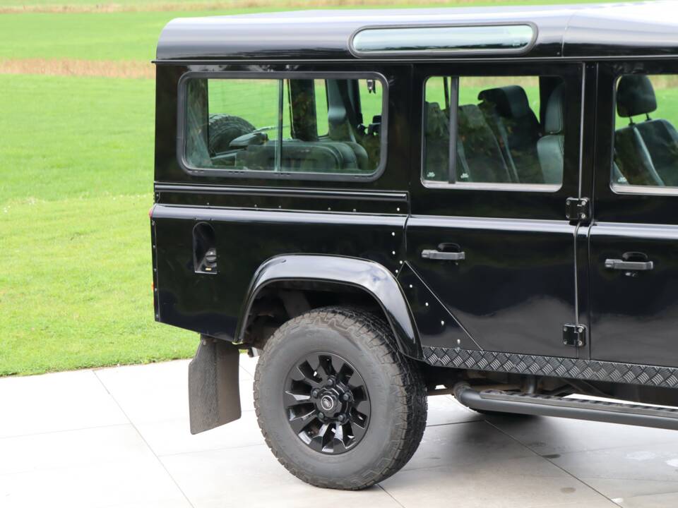 Bild 20/50 von Land Rover Defender 130 Double Cab (2007)