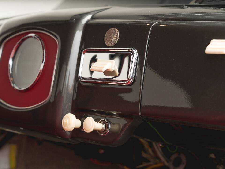 Immagine 32/36 di Porsche 356 1500 Super (1953)