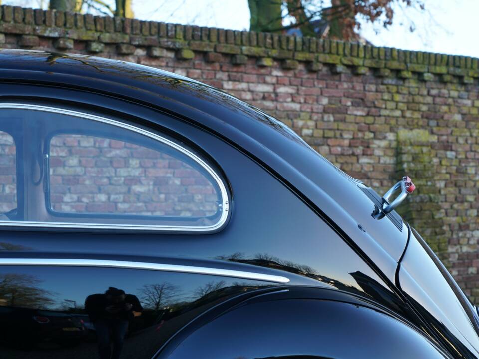 Image 24/50 of Volkswagen Beetle 1200 Standard "Oval" (1955)