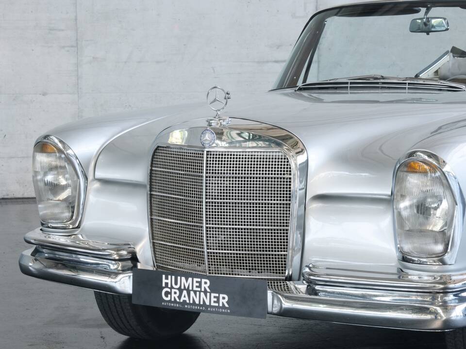Image 10/49 of Mercedes-Benz 220 SE b (1962)