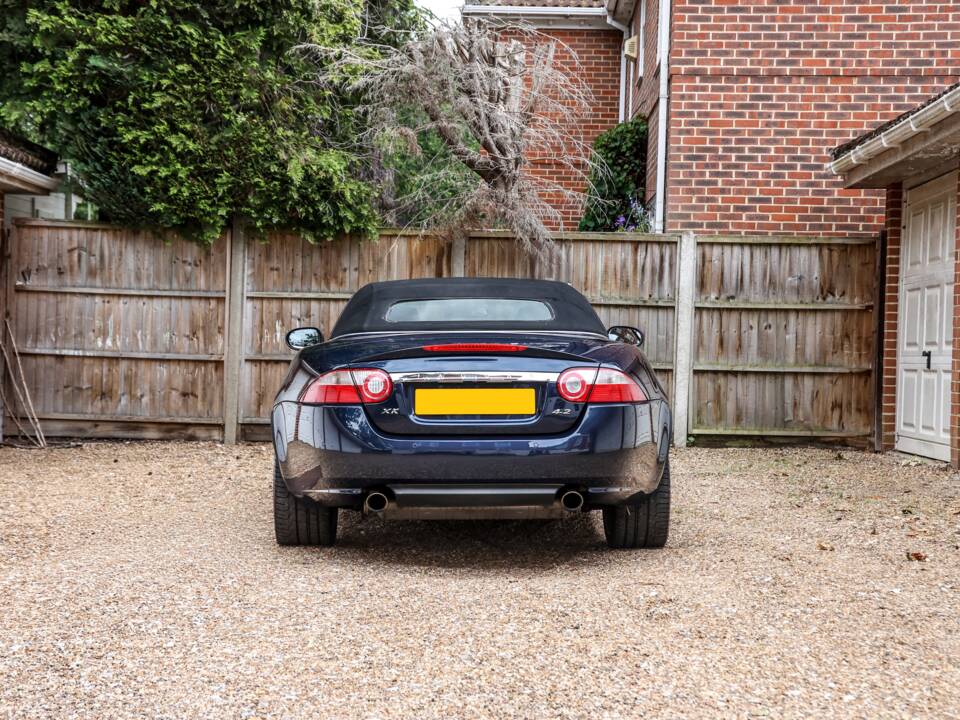 Image 29/32 de Jaguar XK 4.2 (2008)