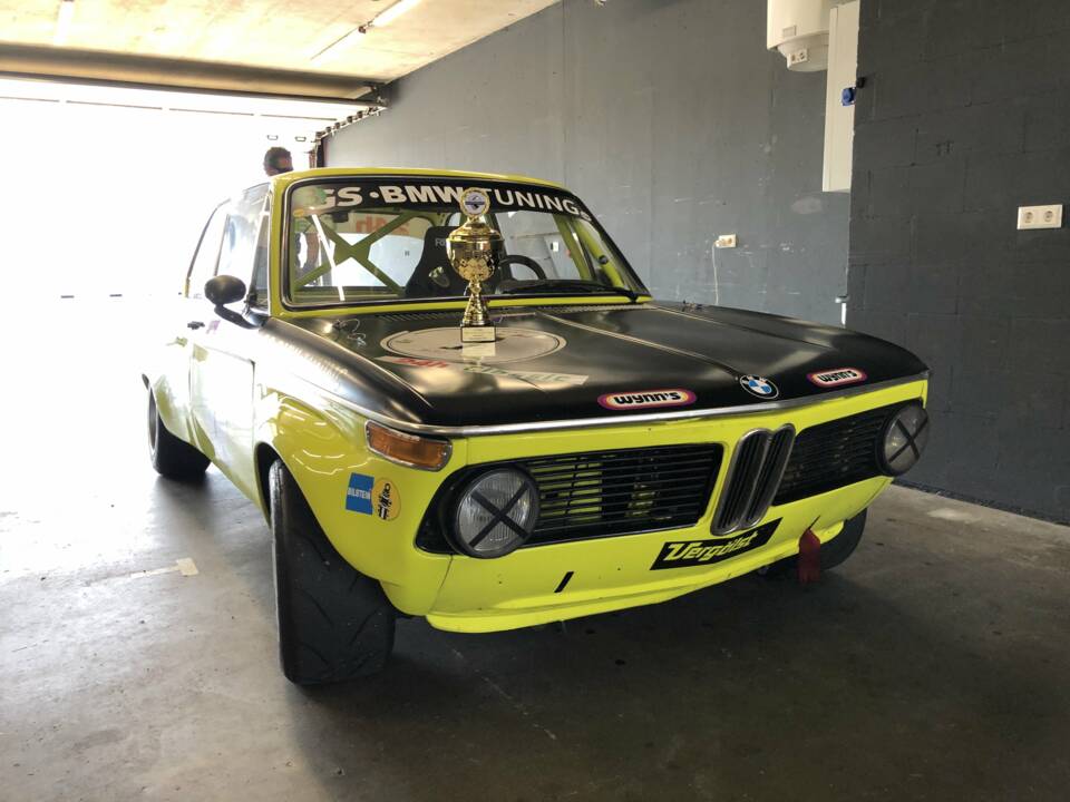 Image 8/18 of BMW 2002 (1971)