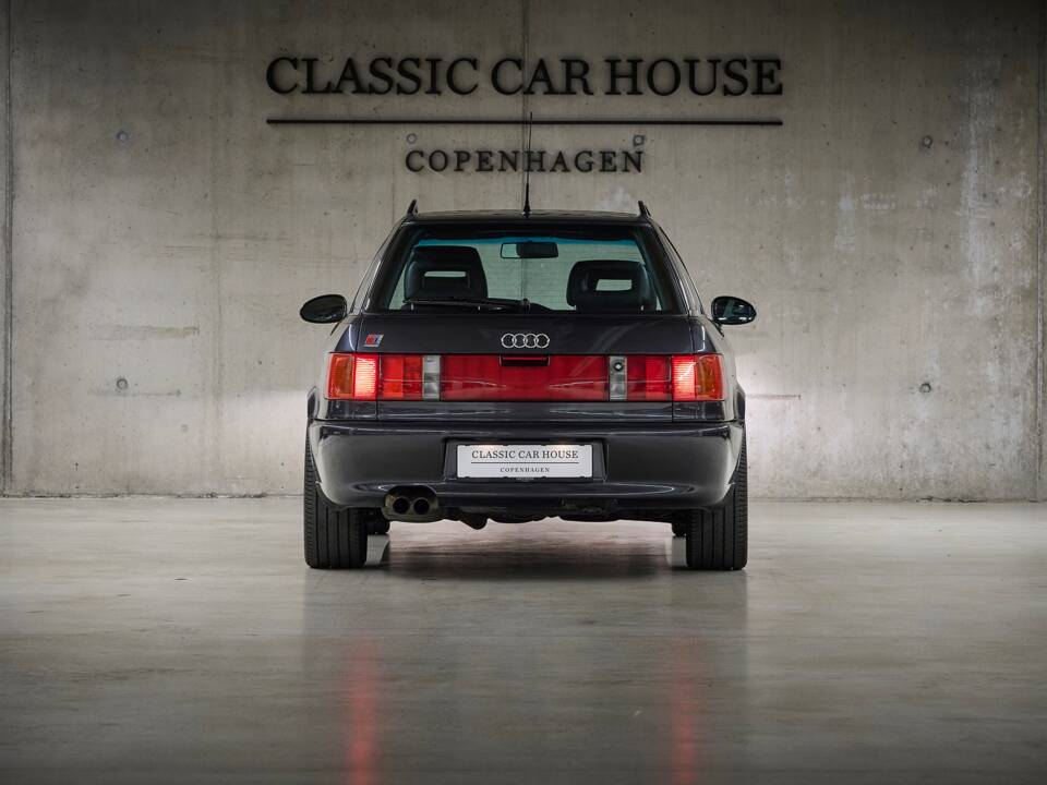 Image 73/99 of Audi RS2 Avant (1994)