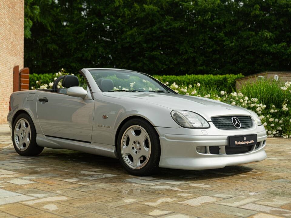 Obraz 5/50 pojazdu Mercedes-Benz SLK 230 Kompressor (1997)