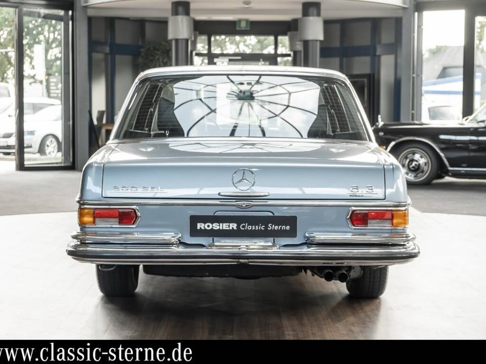 Immagine 4/15 di Mercedes-Benz 300 SEL 6.3 (1970)