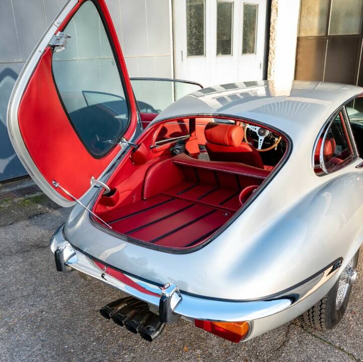 Bild 35/50 von Jaguar E-Type V12 (2+2) (1971)