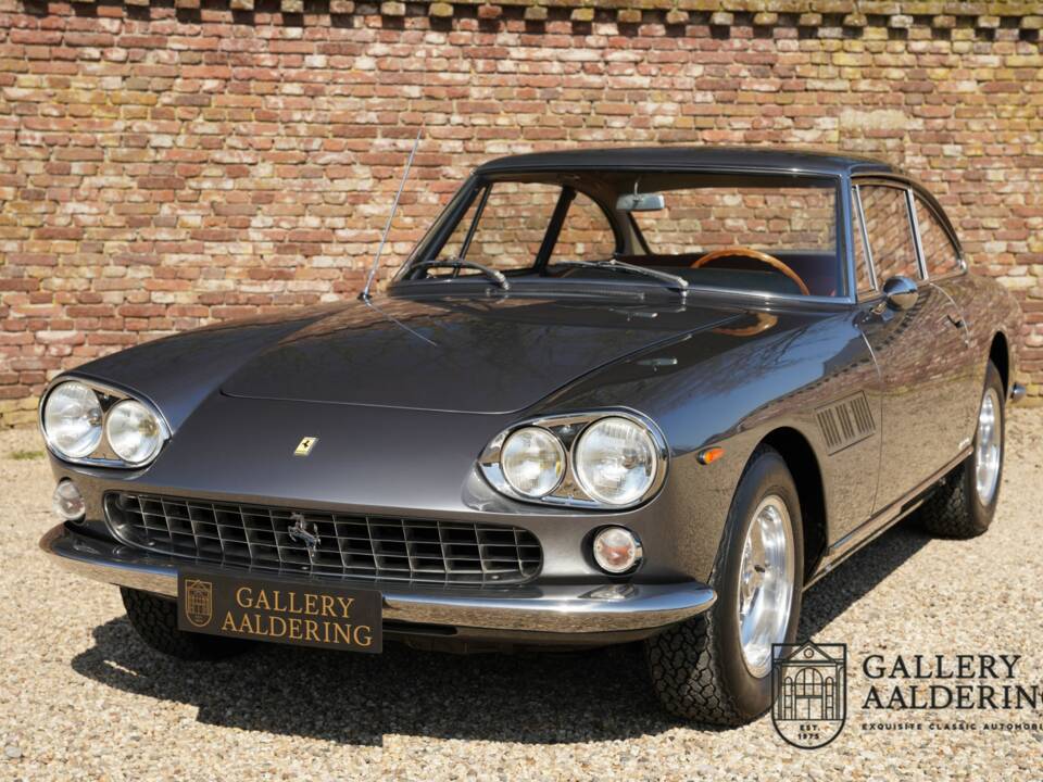 Imagen 17/50 de Ferrari 330 GT 2+2 (1965)