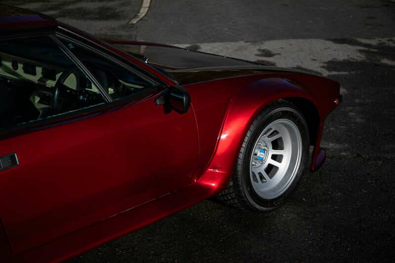 Immagine 41/50 di De Tomaso Pantera GT5 (1984)