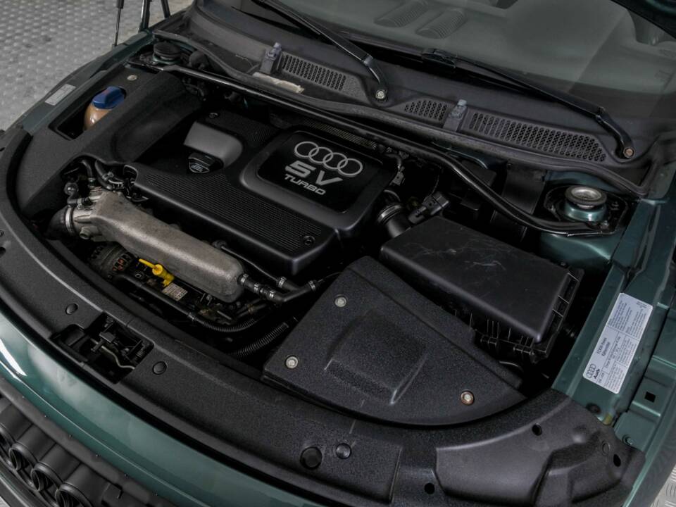 Immagine 46/50 di Audi TT 1.8 T (2001)