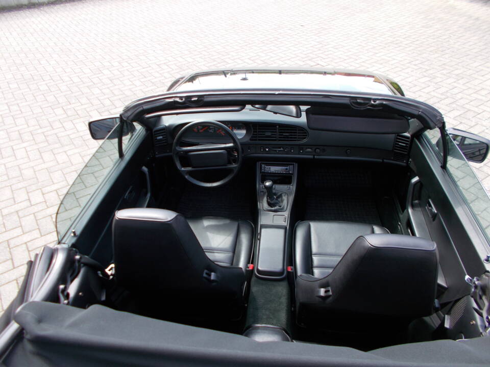Image 8/12 de Porsche 944 Turbo (1992)