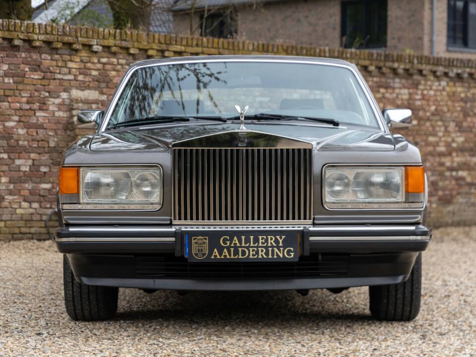 Image 44/50 of Rolls-Royce Silver Spirit (1987)