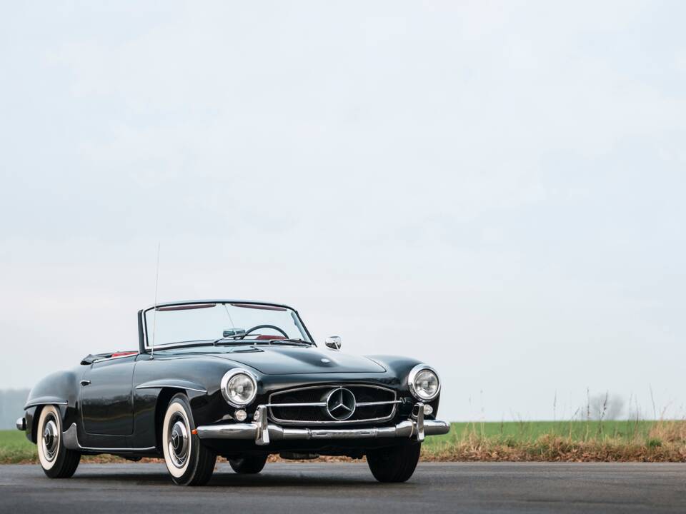 Image 21/22 of Mercedes-Benz 190 SL (1963)