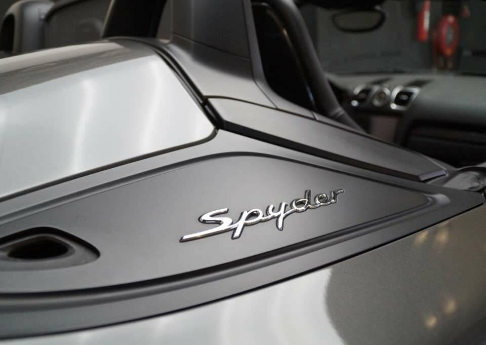 Image 5/50 of Porsche Boxster Spyder (2016)