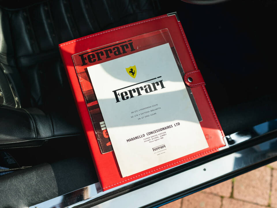 Image 23/30 de Ferrari 365 GTB&#x2F;4 Daytona (1973)