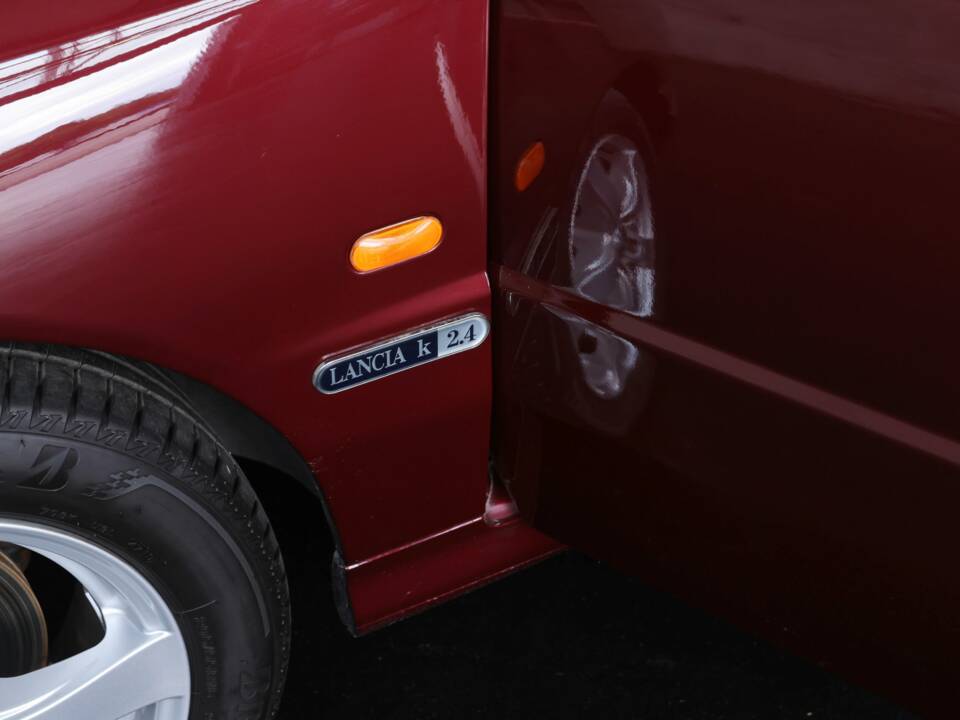 Immagine 26/28 di Lancia Kappa SW 2.4 td (1997)