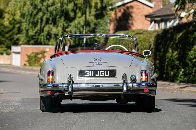 Image 7/46 of Mercedes-Benz 190 SL (1960)