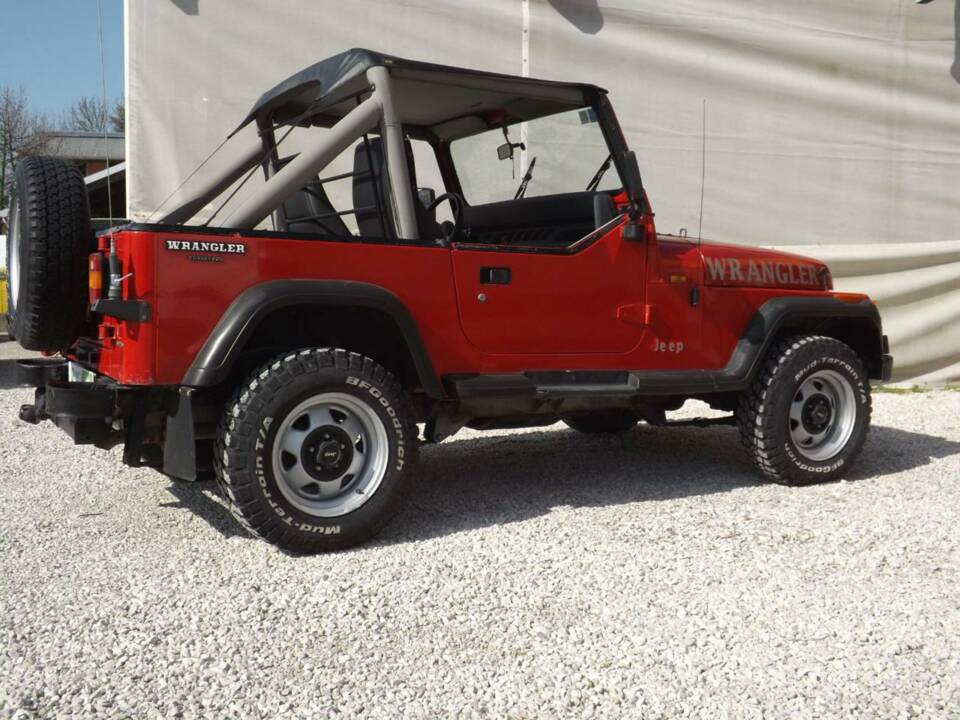 Bild 6/50 von Jeep Wrangler 2.5L (1990)