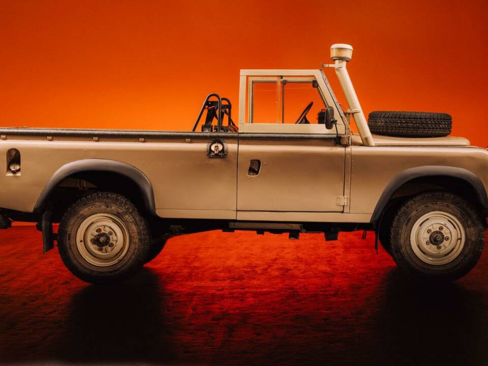 Image 29/30 de Land Rover 109 (1979)