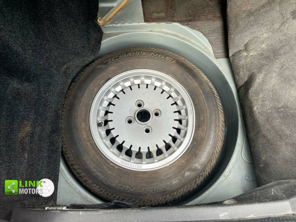 Image 19/22 de Alfa Romeo 75 1.8 Turbo (1988)