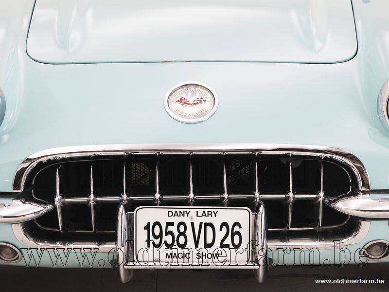 Image 13/15 of Chevrolet Corvette (1958)