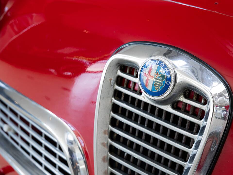 Afbeelding 23/34 van Alfa Romeo Giulia 1600 Sprint GT (1963)