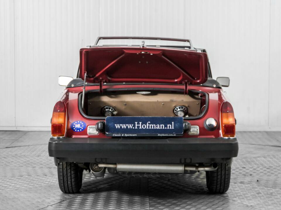 Image 41/50 de MG Midget 1500 (1979)