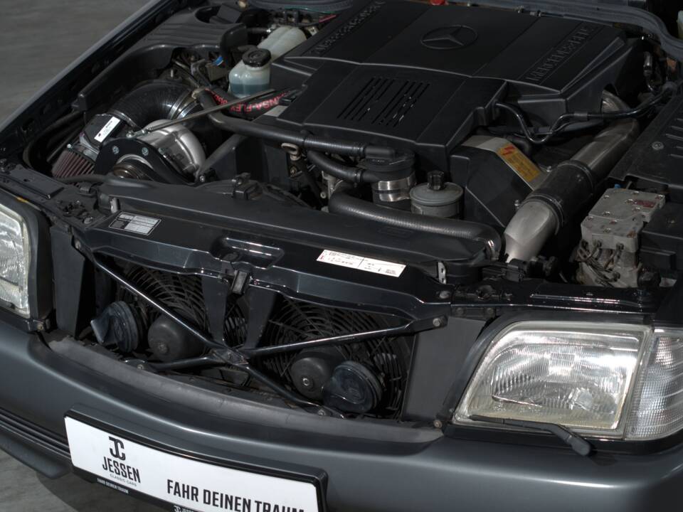 Image 25/56 de Mercedes-Benz 500 SL (1993)