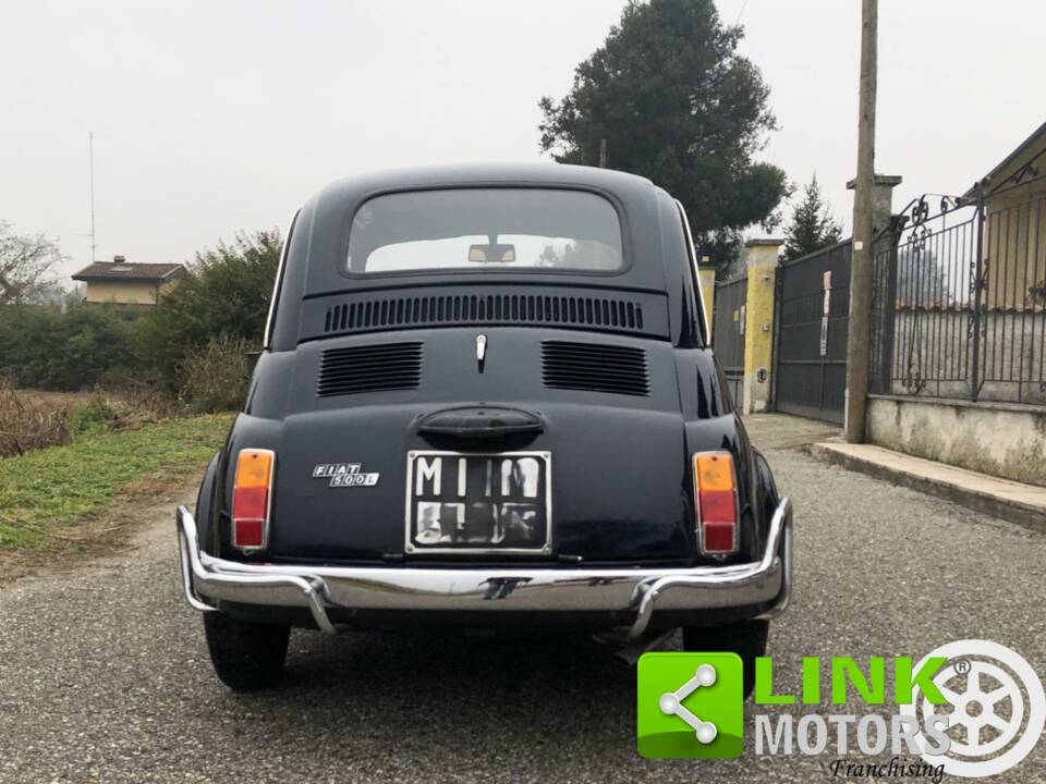 Image 8/10 de FIAT 500 L (1976)