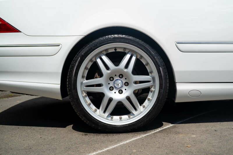 Bild 15/41 von Mercedes-Benz CL 500 (2000)